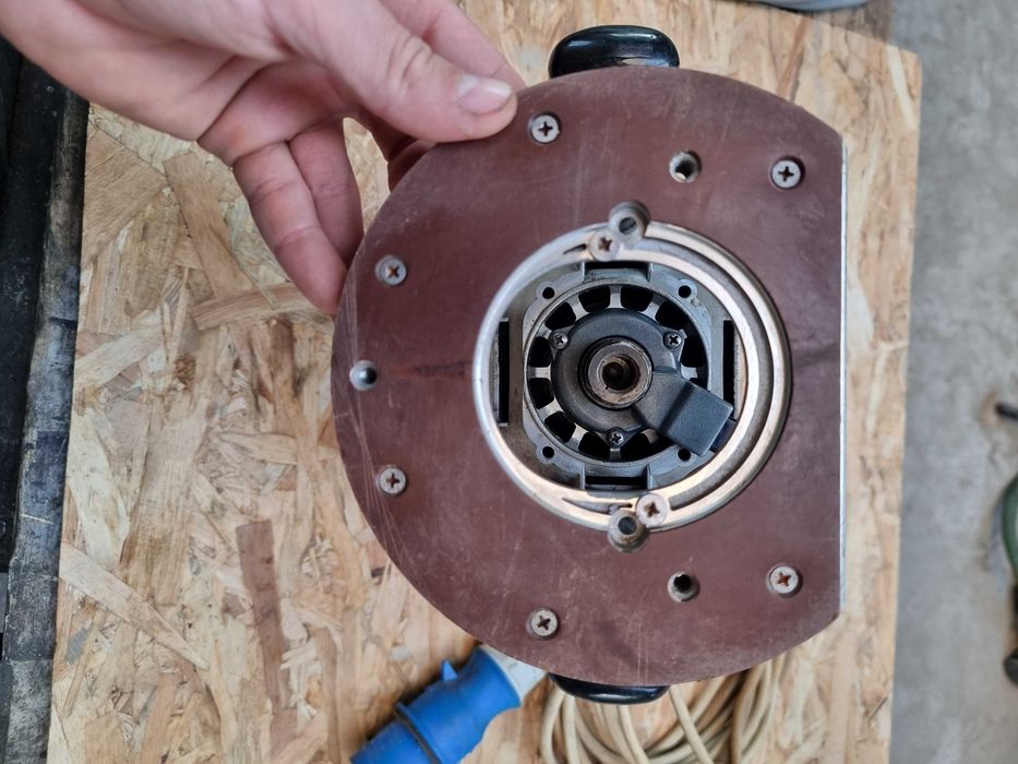 Panasonic Filetanta Masina Cu Impact Cap Patrat 1/2 Acumulator 18V