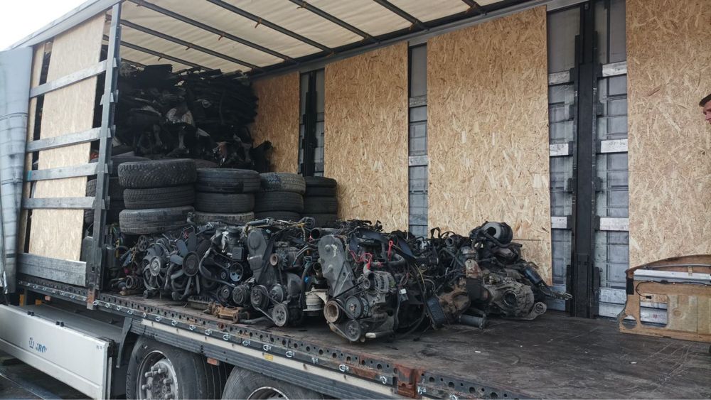 Запчасти привозные на Volkswagen