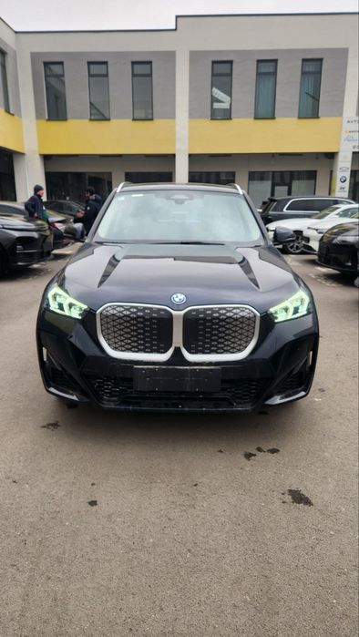 Bmw ix1 e Drive 25 L 2025 новая в наличии