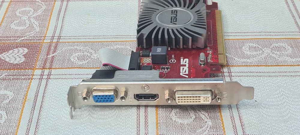 Placa video de 1 Gb cu HDMI,stare buna