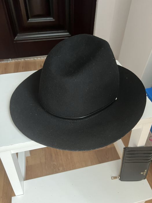 Черна вълнена шапка Vero Moda