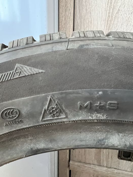 Продам шины Triangle R18