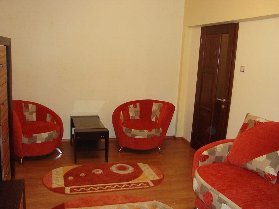 Inchiriez apartament confort I zona Mall Targu Jiu