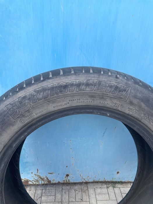 Продам летние шины Michelin R17