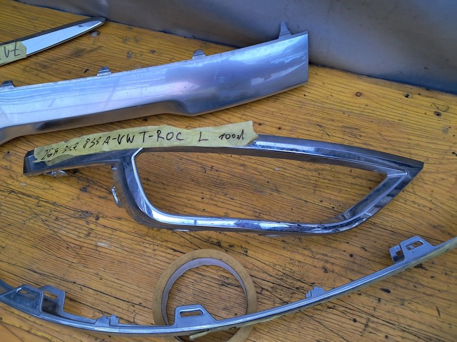 Лайсна хром Hyundai  Santa fe  VW T-'Rok Passat CC  Tiguan 2016/23г