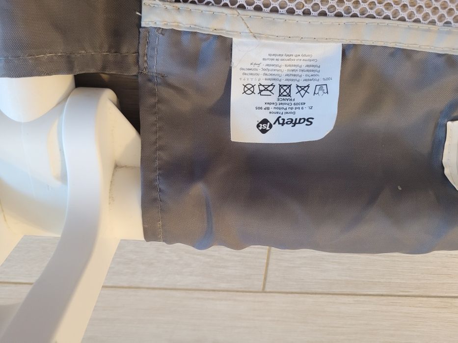 Barieră de siguranță de voiaj pentru pat, culoare neagră Safety 1st