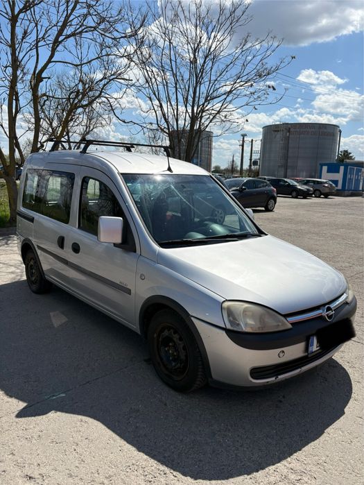 Opel Combo 1.6 benzina