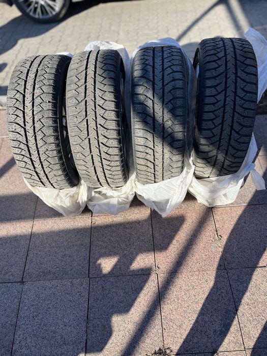 Диски с резиной.,