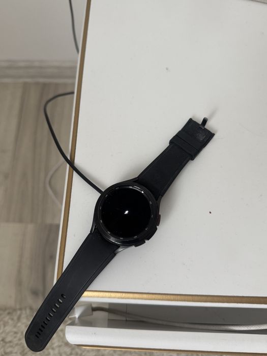 Vând smartwatch Samsung