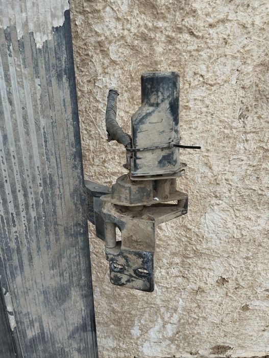 Подножка с. Моторчиком б/у