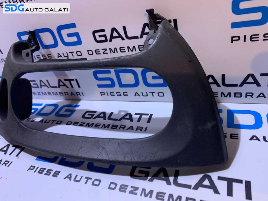 Rama Panou AC Clima Ceasuri Afisaj Display Bord Renault Scenic 1 1996 - 2003 Cod 47700432138