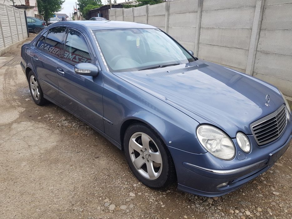 Usa fata stanga/Usa spate stanga/ Usa fata dreapta/Usa spate dreapta Mercedes E-class W211