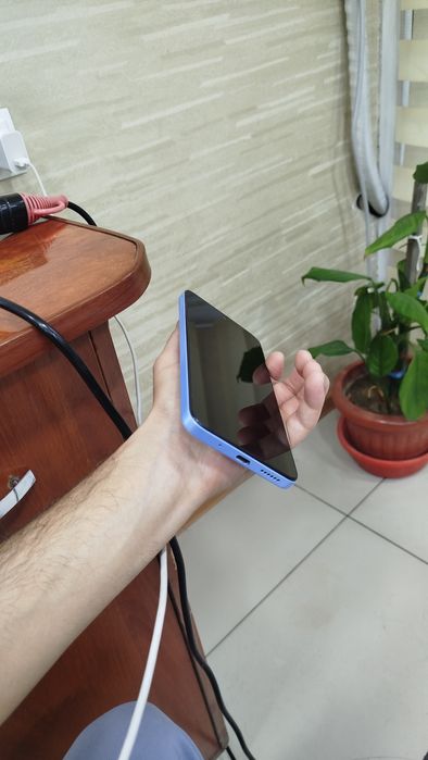 Redmi 12 Sotiladi yaxshi holatda