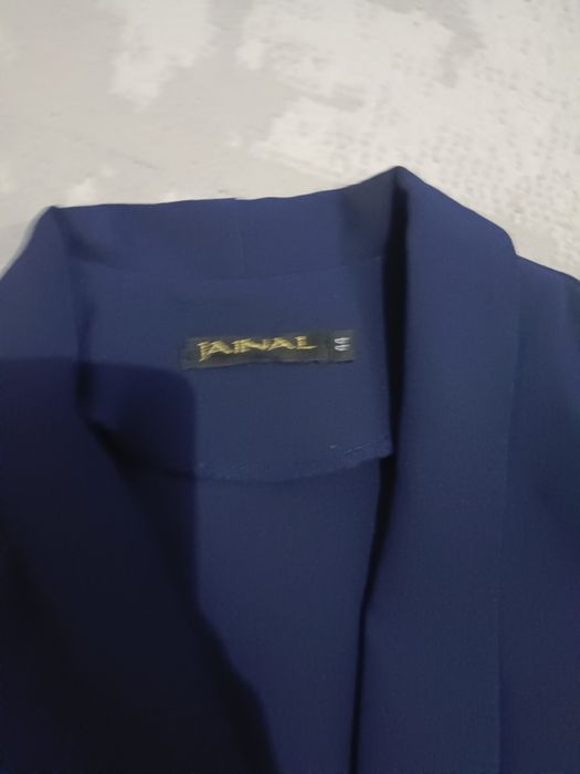 Продам женский костюм