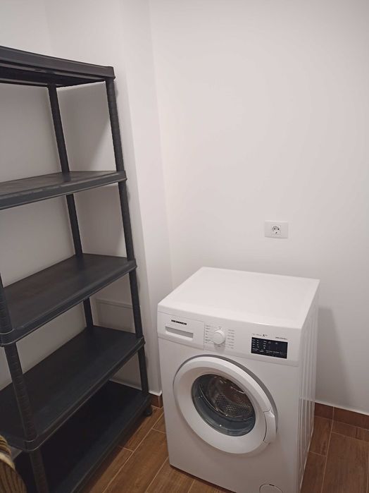 Studio de închiriat