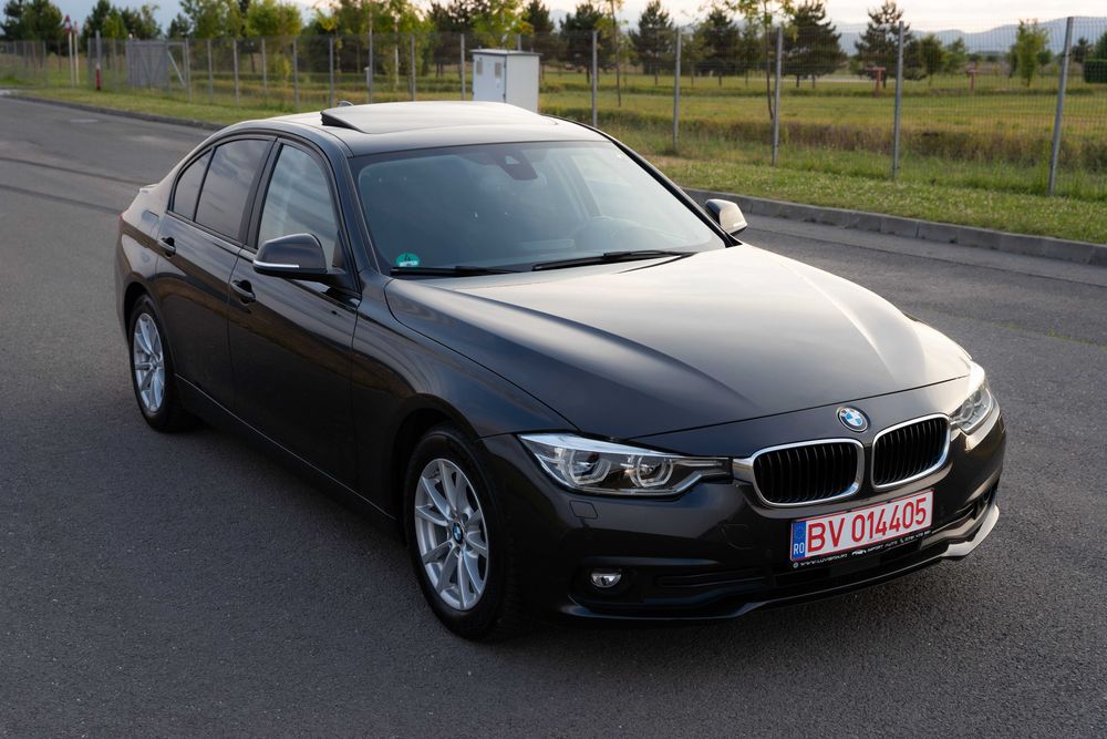 BMW Seria 3 F30 320d Facelift Automat Trapa LED Memorii Head Up 3 Butoane
