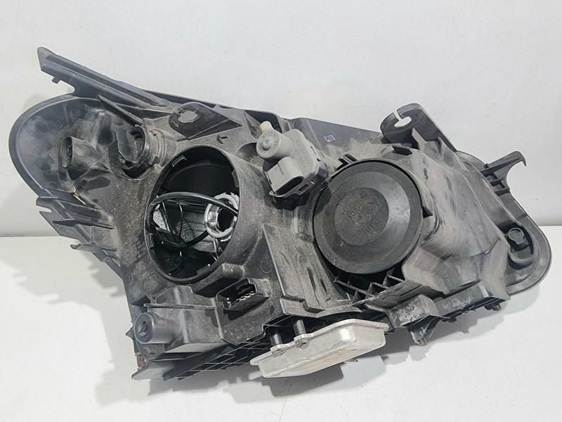 Far stanga xenon Nissan Qashqai facelift (2010-2013) [NJ10] 26060-BR63A