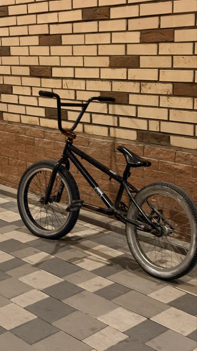 Продается трюковой велосипед BMX