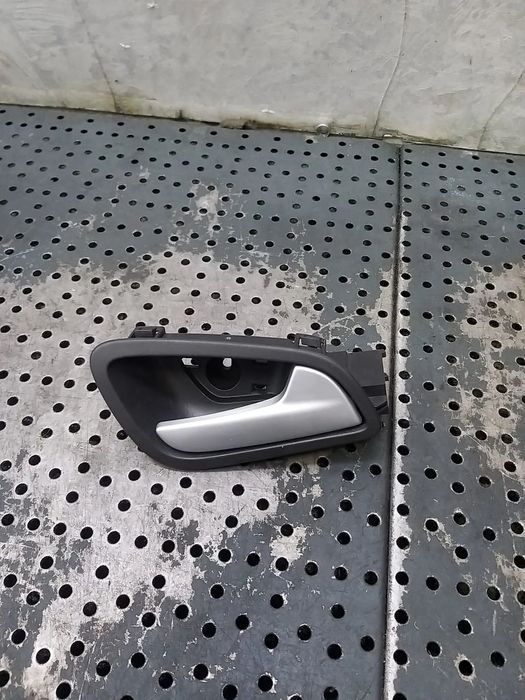 Maner interior usa stanga fata ford transit courier mt76r22600aa