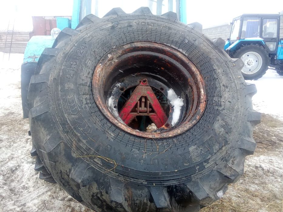 Шина продам 21.3R24