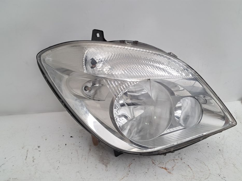 Фар Mercedes Sprinter