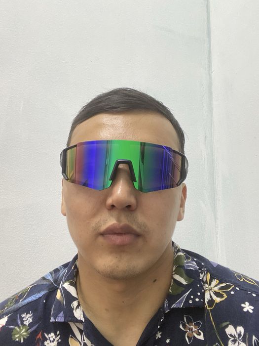 Спортивные очки