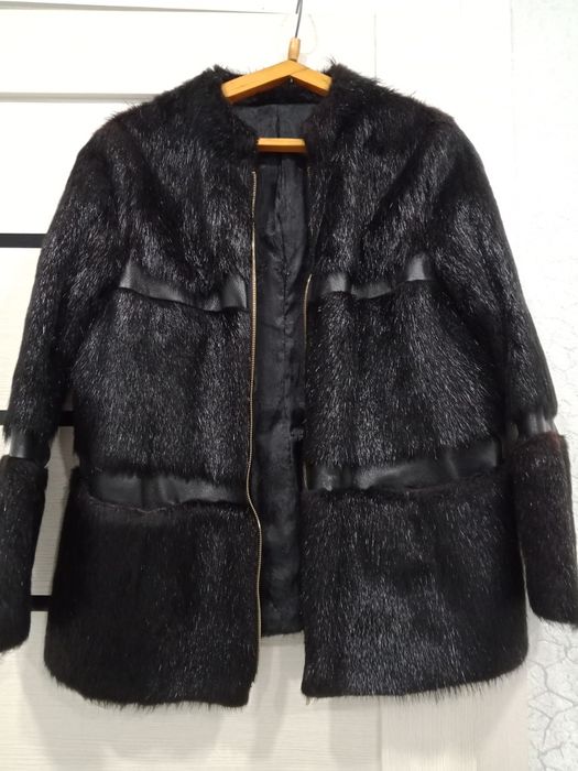 Продам нутриевую шубку.