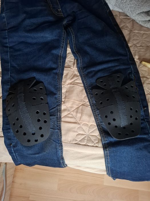 Blugi Moto Dama S, si Manusi Adrenaline