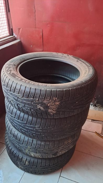 Продам зимние шины