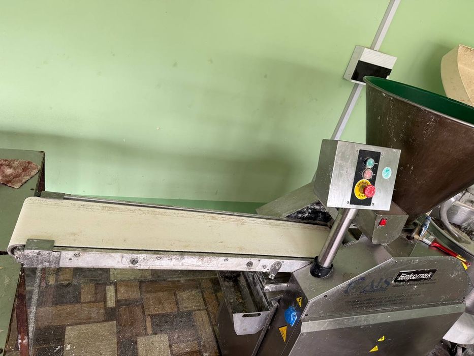 Тестаделител Enkomak