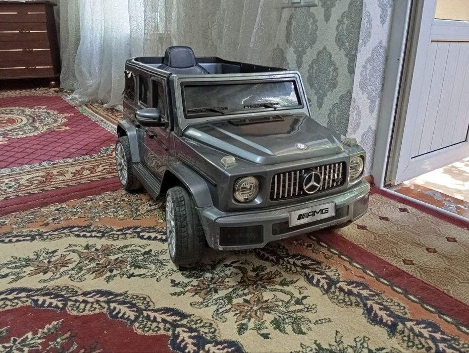 Продаю детскую машинку