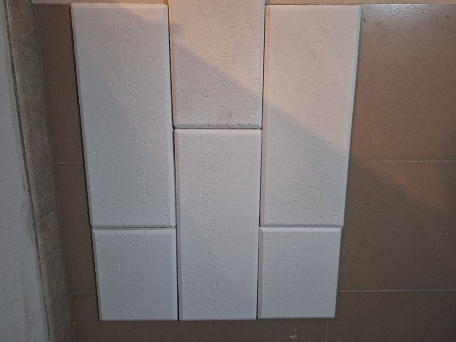 Vând piatra decorativa interior-exterior