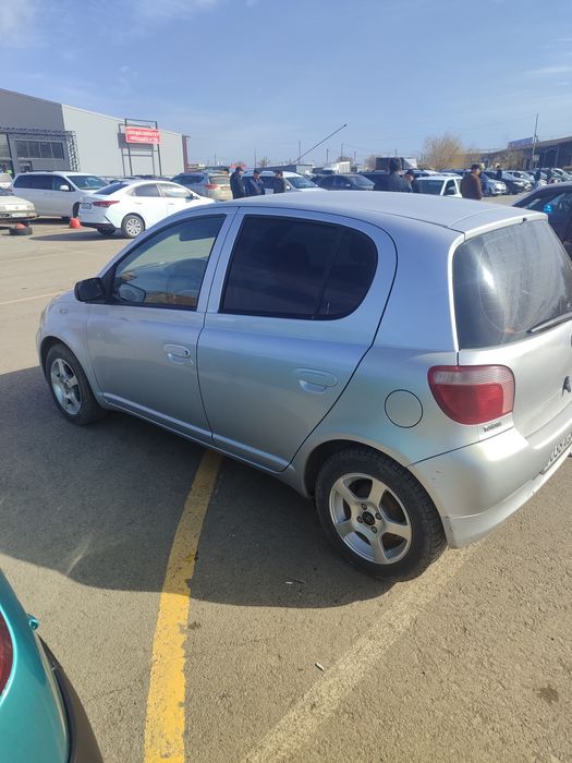 Продам Тойота Ярис 1999г.в.