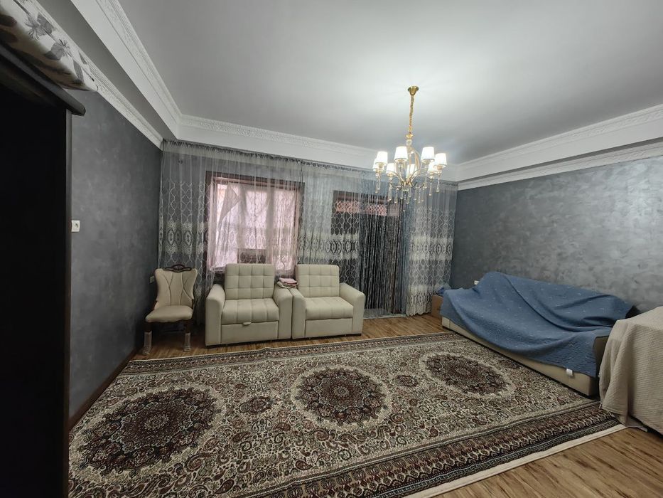 Участок 6 соток 7 комнат евро.Сергели метро 3 бекат