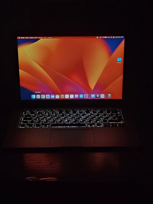 Макбук бұрын ұсталған