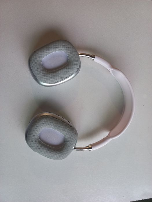 Продам наушники.