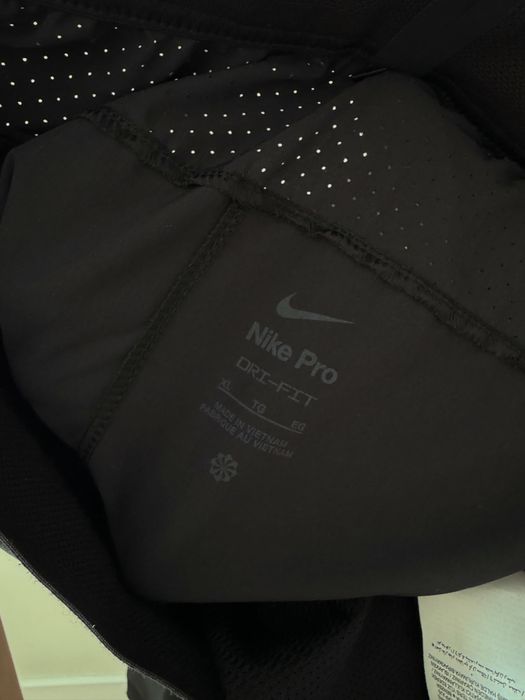 Eкип Nike Pro XL