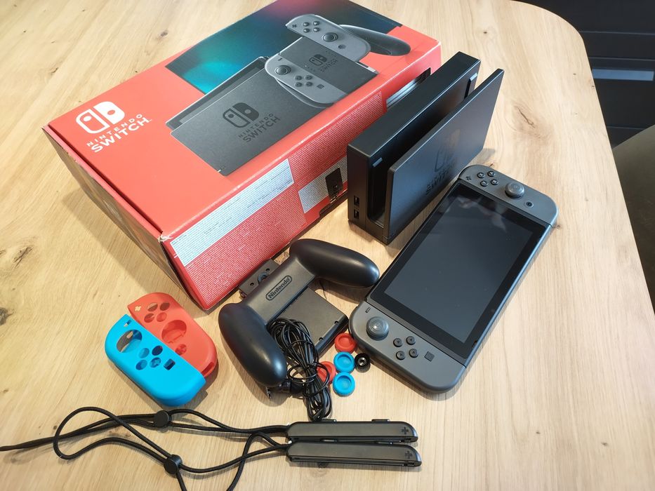 Nintendo Switch Standard V2 32GB