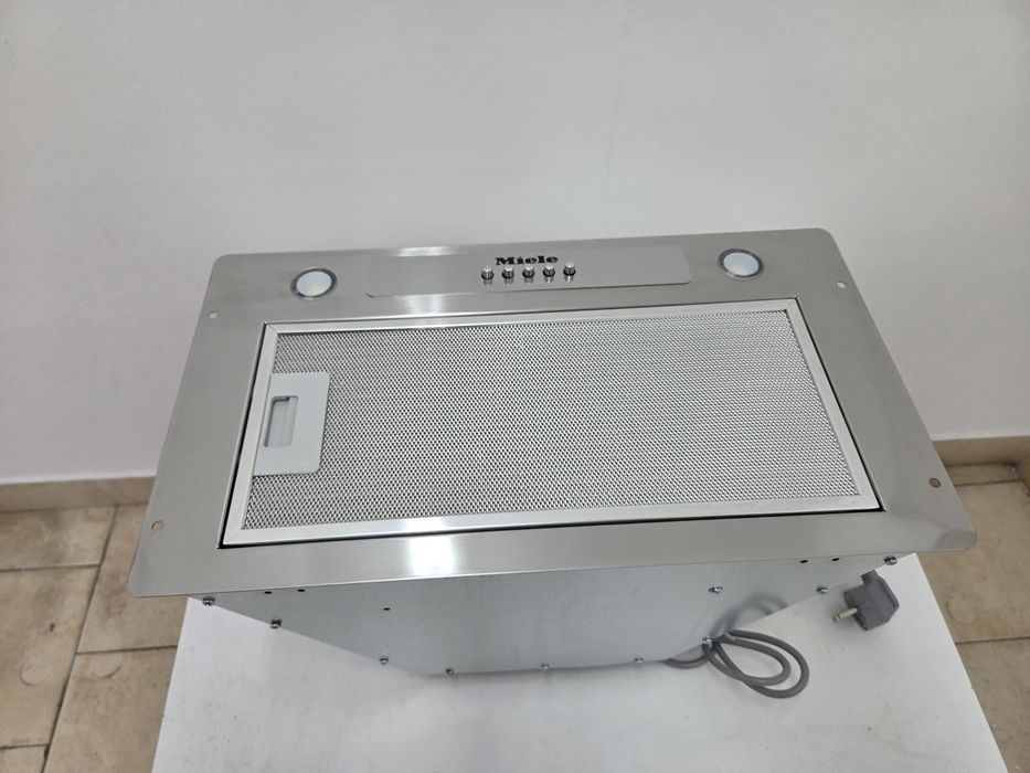 Аспиратор Миеле / Miele/ за пълно вграждане