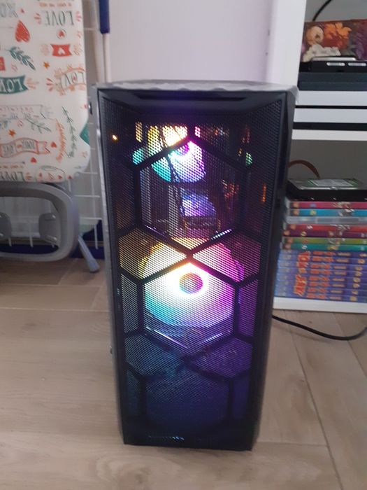 Vand Amd Ryzen 5 1600x ( identic cu i5 generatia 10)