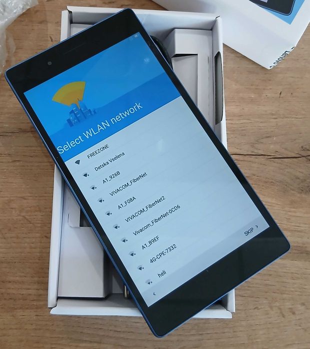 Таблет LENOVO Tab 3