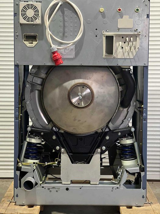 НОВА Професионална перална Miele PW814 - 16 кг