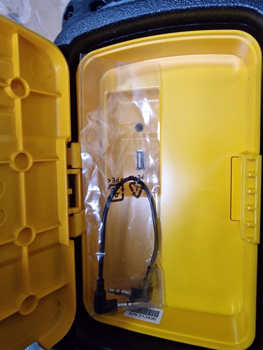 Радио DeWALT DCR020