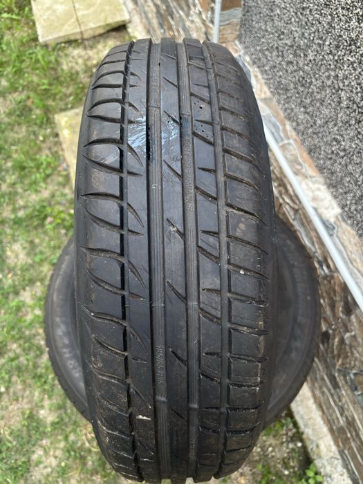 Vând set de 4 cauciucuri  Taurus  185/65/R15 de vara