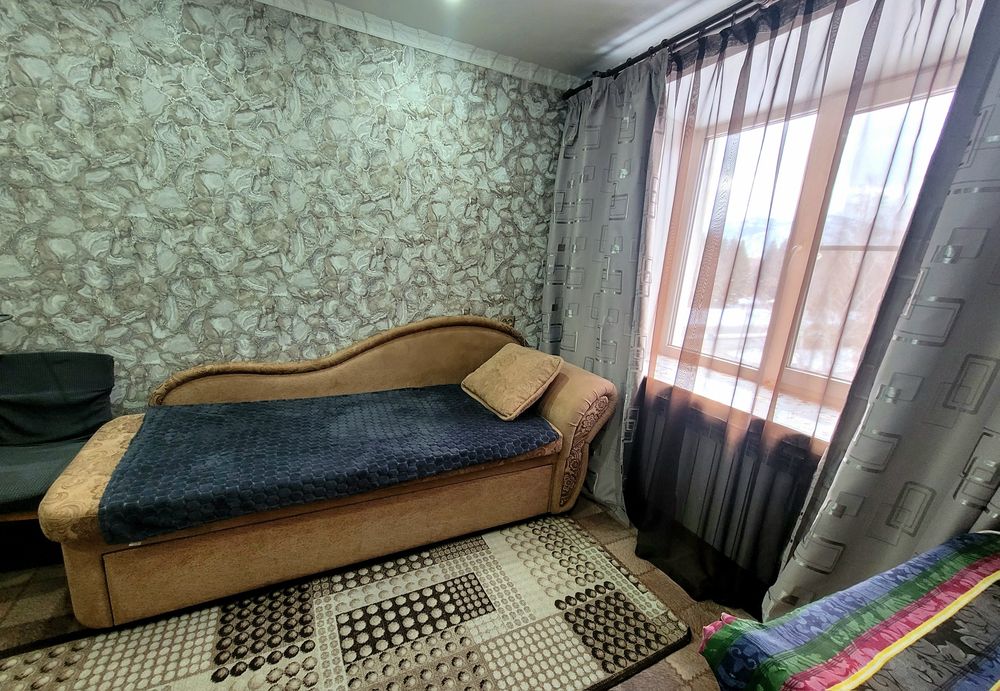 Сдам 2х комнатную квартиру посуточно .