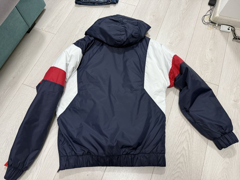 Geaca jacheta bluza Urban Ultra schimb cu tommy hilfinger guess dior