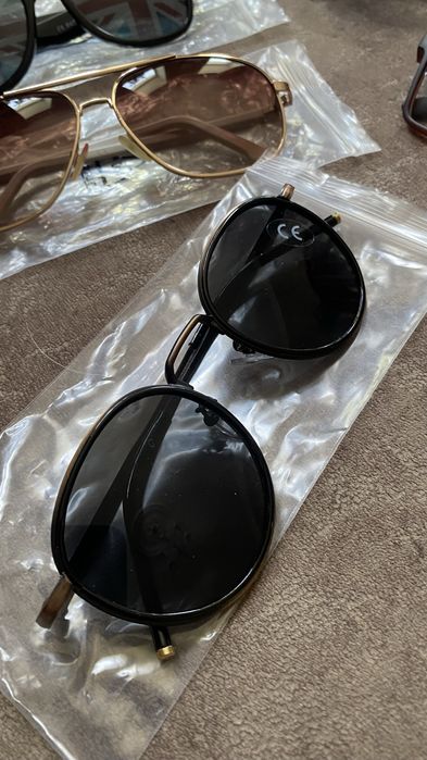 Очки солнцезащитные