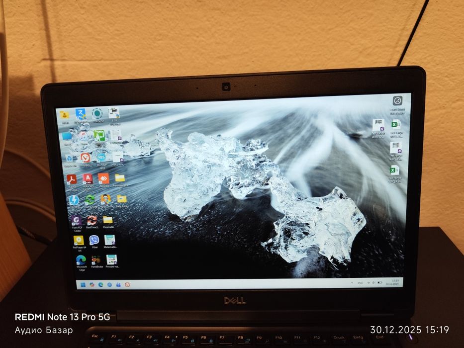 Продавам Dell Latitude 5491