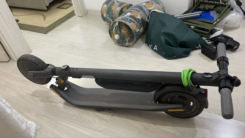 Электросамокат Ninebot E25