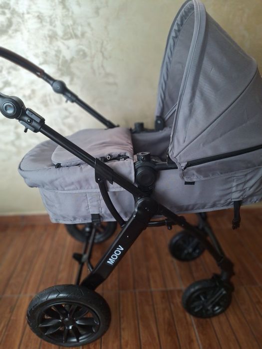 Vând cărucior 3 în 1 kindarcraft.